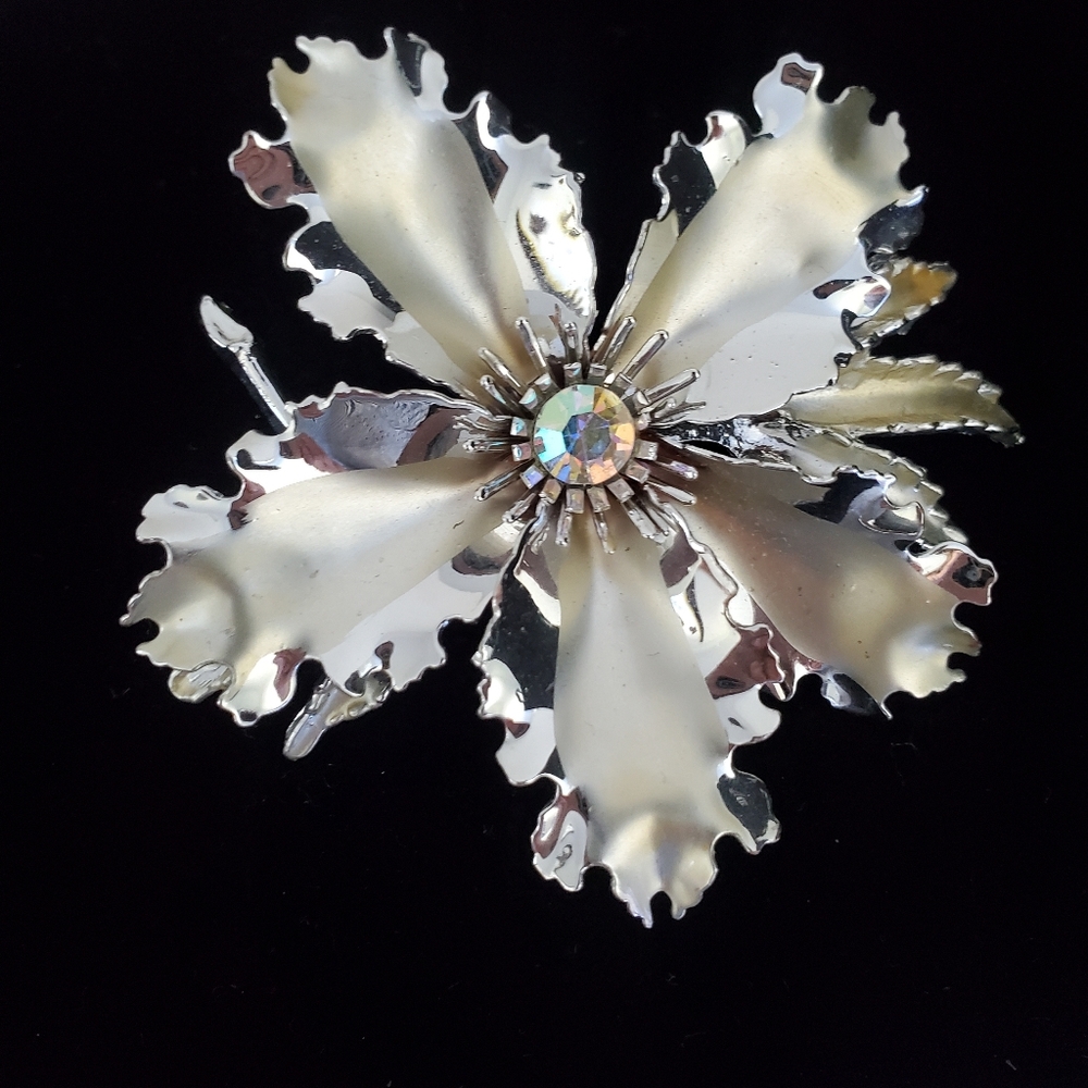 Vtg Large Silver Ruffled Petals Floral Brooch Glossy & Matte Aurora Borealis